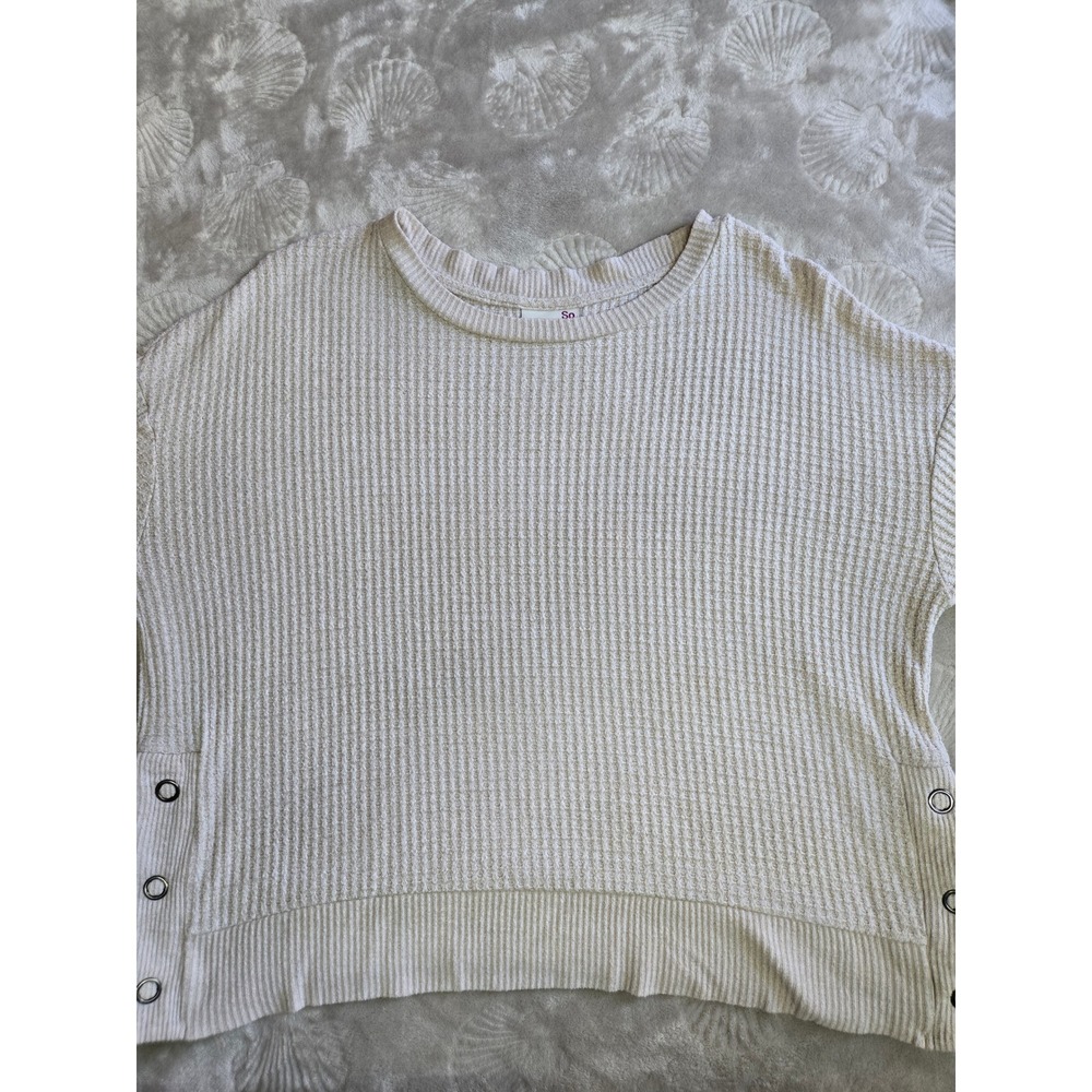 SO Waffle Knit Thermal Top Cream Tan Grommet Detail XL Womens Long Sleeve